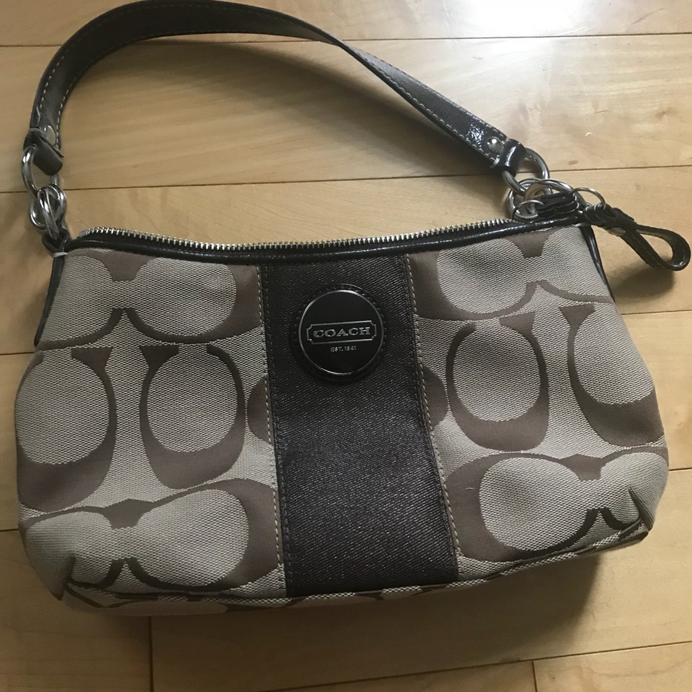 Vintage coach handbag.